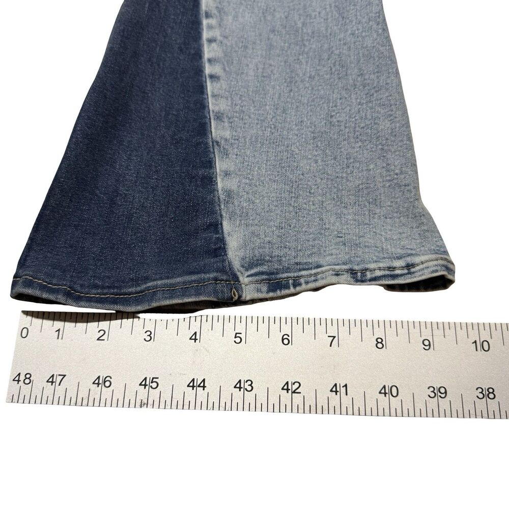 NWT True Religion Womens Joey Mid Rise SN Flap Flare Jean Size 29 Two Tone - Picture 7 of 16